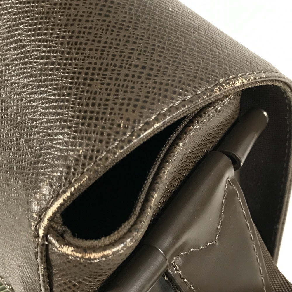 LOUIS VUITTON M30148 タイガ ヴィクトール 斜め掛け フラップ メッセンジャーバッグ カバン ショルダーバッグ タイガレザー ユニセックス グリズリ ブラウン