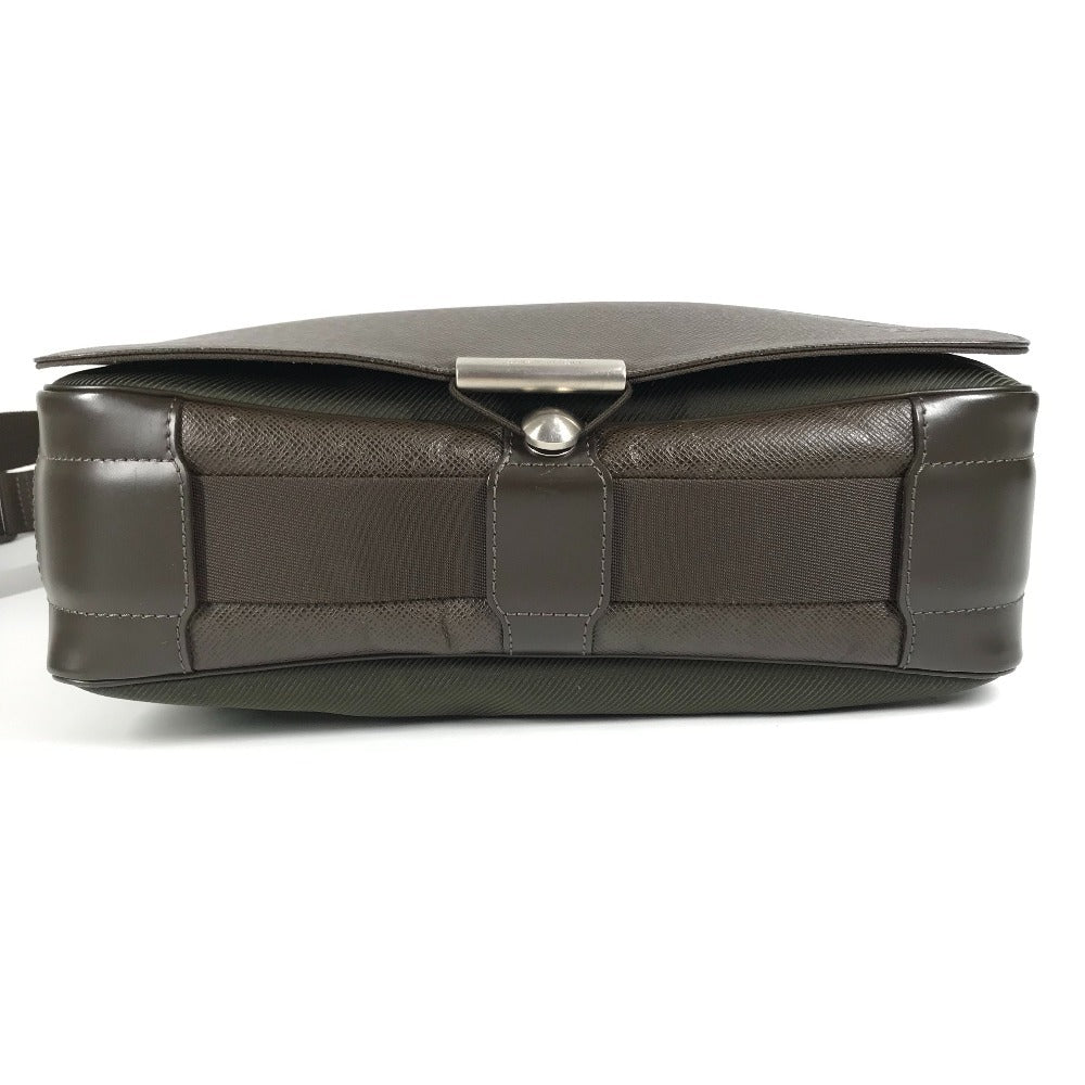 LOUIS VUITTON M30148 タイガ ヴィクトール 斜め掛け フラップ メッセンジャーバッグ カバン ショルダーバッグ タイガレザー ユニセックス グリズリ ブラウン