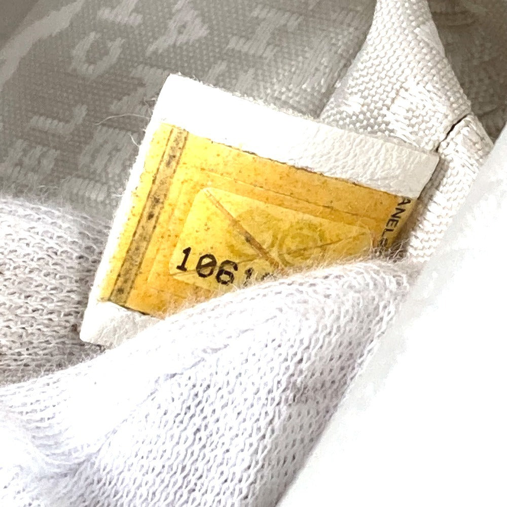 CHANEL アラベスク カバン トートバッグ ハンドバッグ キャンバス レディース ホワイト