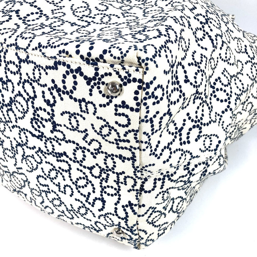 CHANEL アラベスク カバン トートバッグ ハンドバッグ キャンバス レディース ホワイト