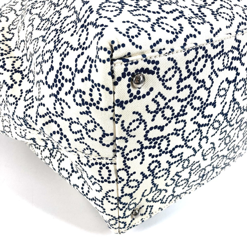 CHANEL アラベスク カバン トートバッグ ハンドバッグ キャンバス レディース ホワイト