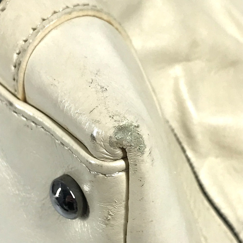 CHANEL CC ココマーク ロゴ チェーンロゴ カバン ミニボストンバッグ ハンドバッグ レザー ユニセックス ホワイト