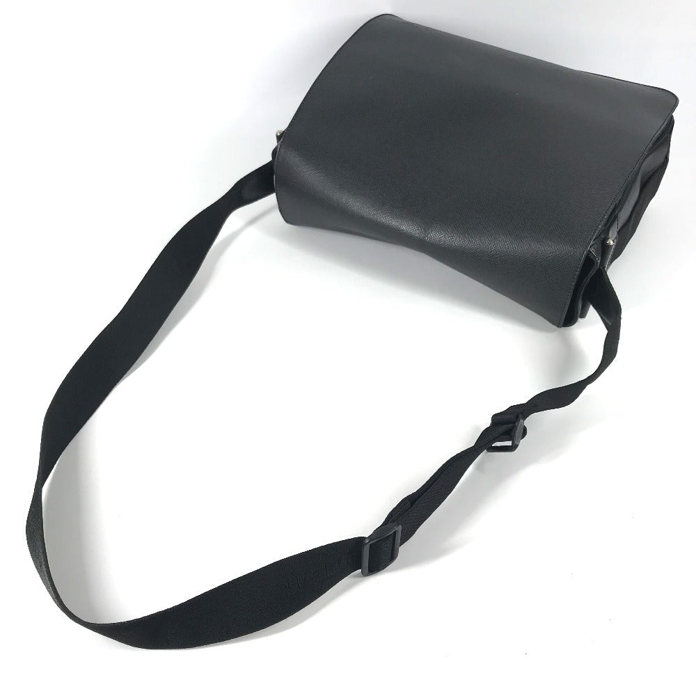 LOUIS VUITTON M30142 タイガ ヴィクトール メッセンジャーバッグ フラップ カバン 斜め掛け ショルダーバッグ ナイロンキャンバス ユニセックス アルドワーズ ブラック