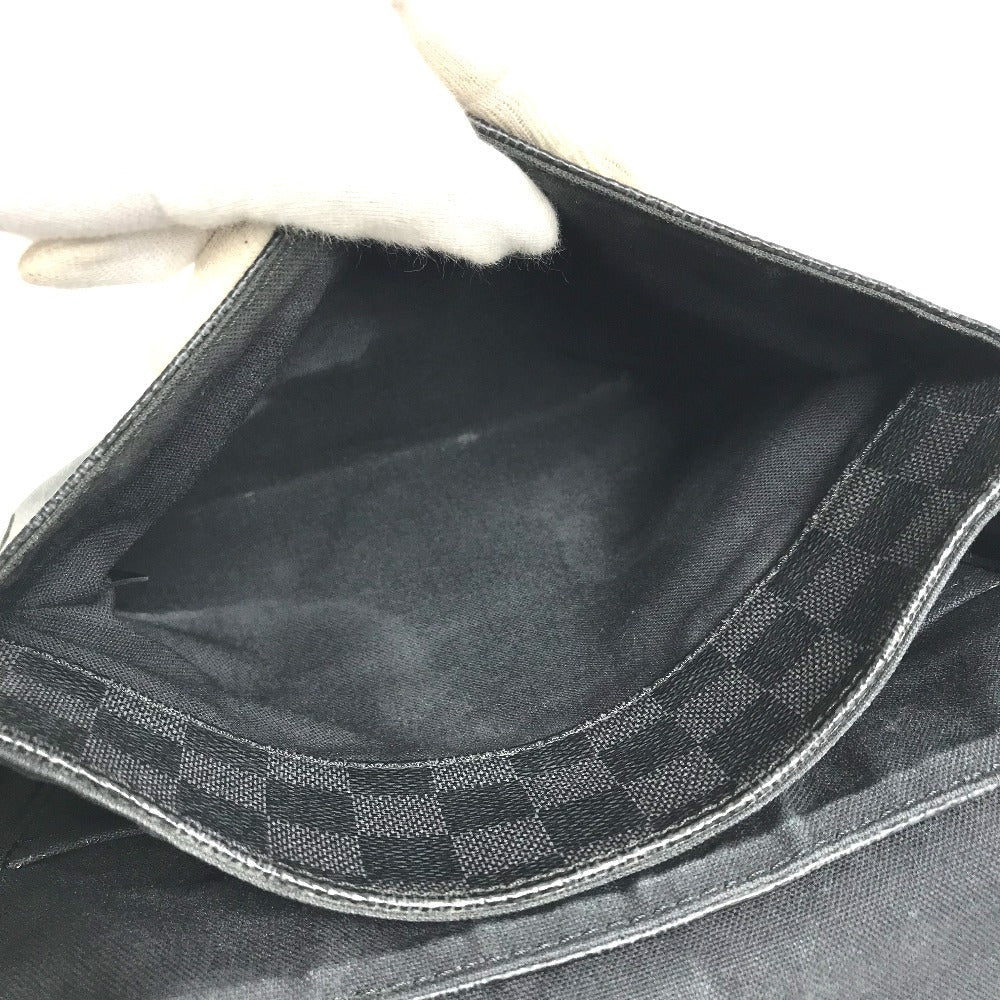 LOUIS VUITTON N41260 ダミエグラフィット ディストリクトPM ディストリクト PM カバン 斜め掛け フラップ メッセンジャーバッグ ショルダーバッグ ダミエグラフィットキャンバス ユニセックス ブラック