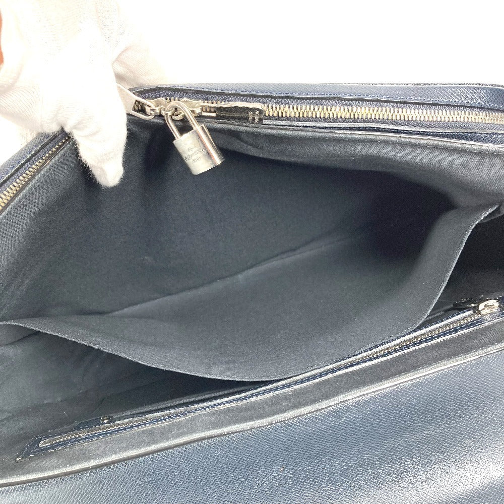 LOUIS VUITTON M32637 Taiga Vassili GM Bag, 2-Way Handbag, Shoulder Bag, Business Bag, Taiga Leather, Unisex, Boreal Navy