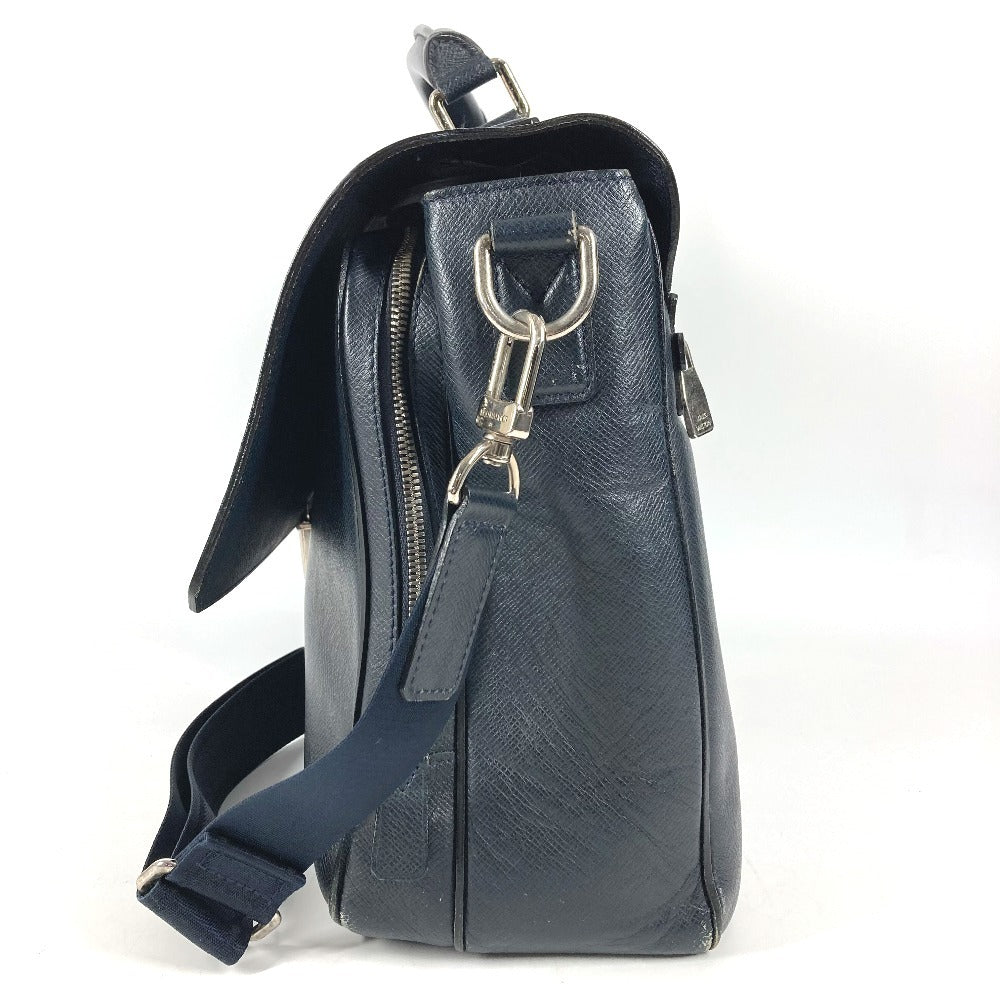 LOUIS VUITTON M32637 Taiga Vassili GM Bag, 2-Way Handbag, Shoulder Bag, Business Bag, Taiga Leather, Unisex, Boreal Navy