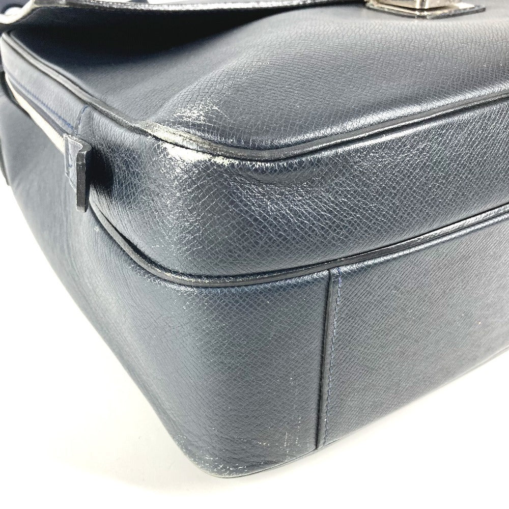 LOUIS VUITTON M32637 Taiga Vassili GM Bag, 2-Way Handbag, Shoulder Bag, Business Bag, Taiga Leather, Unisex, Boreal Navy