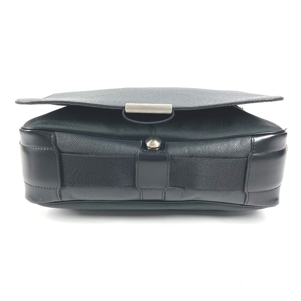 LOUIS VUITTON M30142 タイガ ヴィクトール カバン 斜め掛け メッセンジャーバッグ フラップ ショルダーバッグ タイガレザー ユニセックス アルドワーズ ブラック