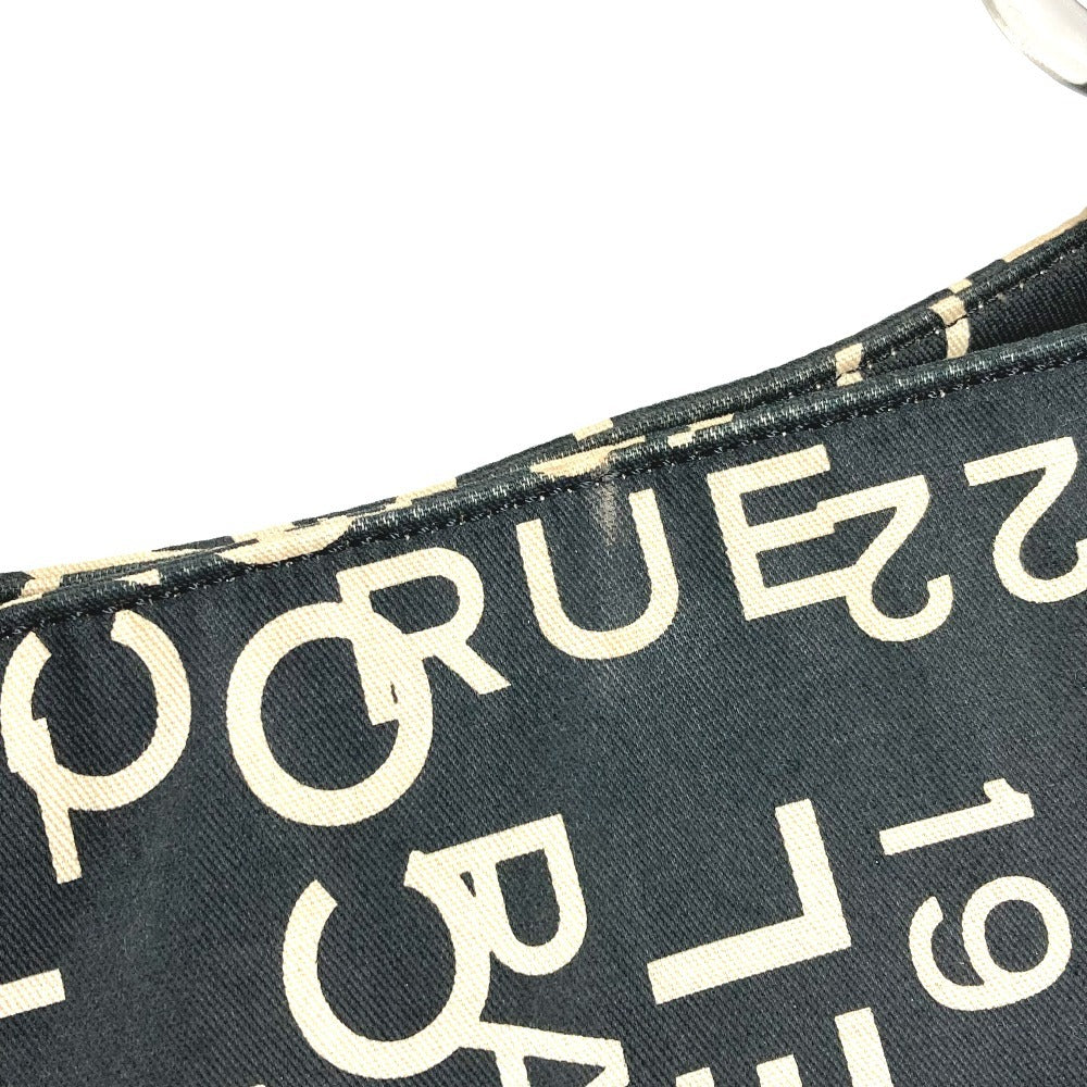 CHANEL バイシーライン CC ココマーク ロゴ ショルダーバッグ カバン 肩掛け 携帯ポーチ トートバッグ キャンバス レディース ブラック