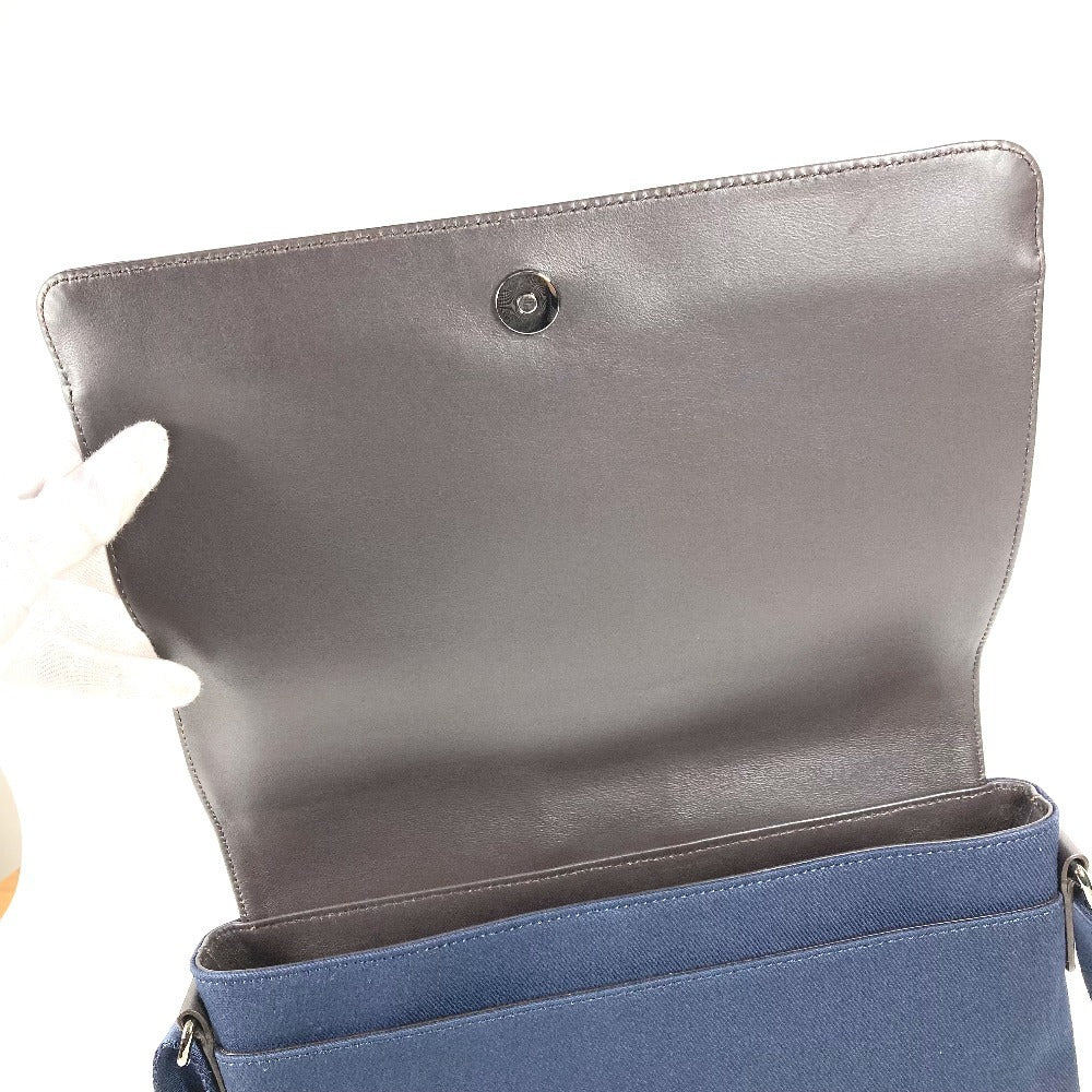 Salvatore Ferragamo ロゴ メッセンジャーバッグ カバン フラップ ショルダーバッグ キャンバス/レザー ユニセックス ネイビー