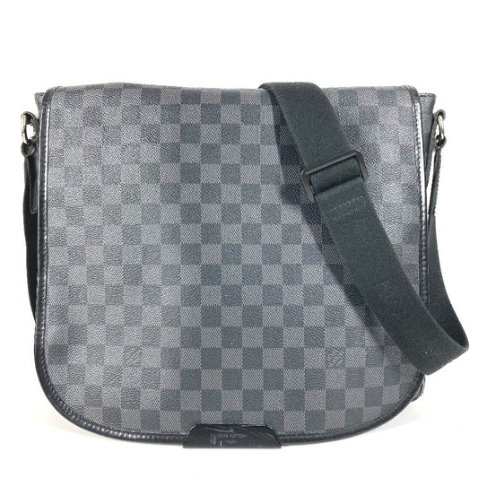 LOUIS VUITTON N58029 ダミエグラフィット ダニエルMM ダニエル MM カバン メッセンジャーバッグ フラップ ショルダーバッグ ダミエグラフィットキャンバス ユニセックス ブラック