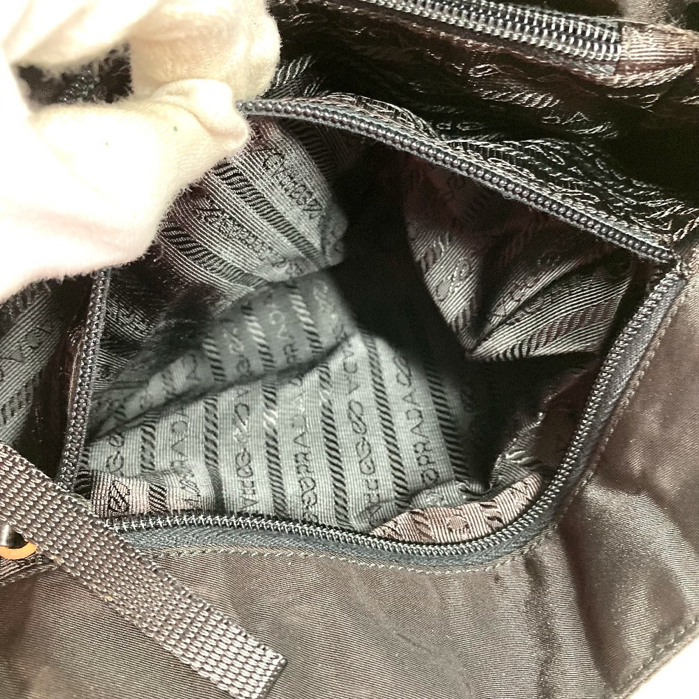 PRADA トライアングルロゴ 三角ロゴ プレート カバン トートバッグ ショルダーバッグ 縦型トート ハンドバッグ ナイロン ユニセックス ブラック