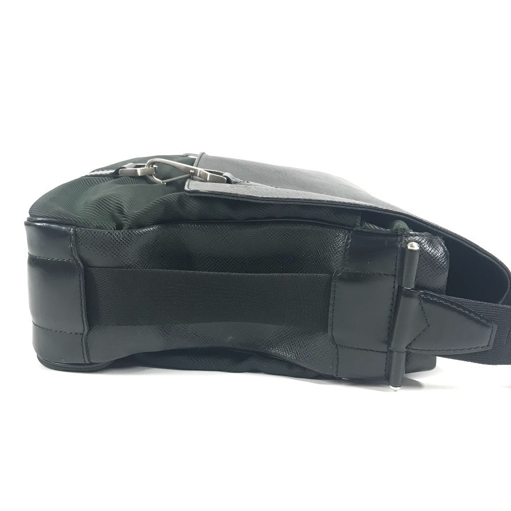 LOUIS VUITTON M30162 タイガ デルスー カバン フラップ 斜め掛け メッセンジャーバッグ ショルダーバッグ ナイロン ユニセックス カーキ
