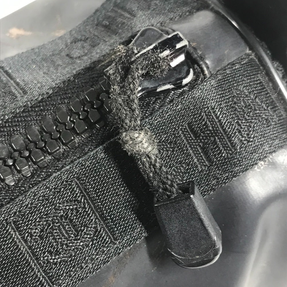 CHANEL スポーツ CC ココマーク ロゴ 筒形 ショルダーバッグ ワンショルダー セミショルダー ミニバッグ ショルダーバッグ ナイロン ユニセックス ブラック