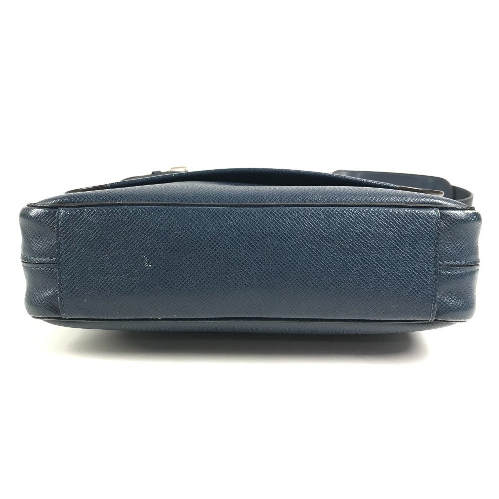 LOUIS VUITTON M32824 タイガ ロマンPM ロマン PM カバン メッセンジャーバッグ フラップ 斜め掛け ショルダーバッグ タイガレザー ユニセックス オセアン ブルー