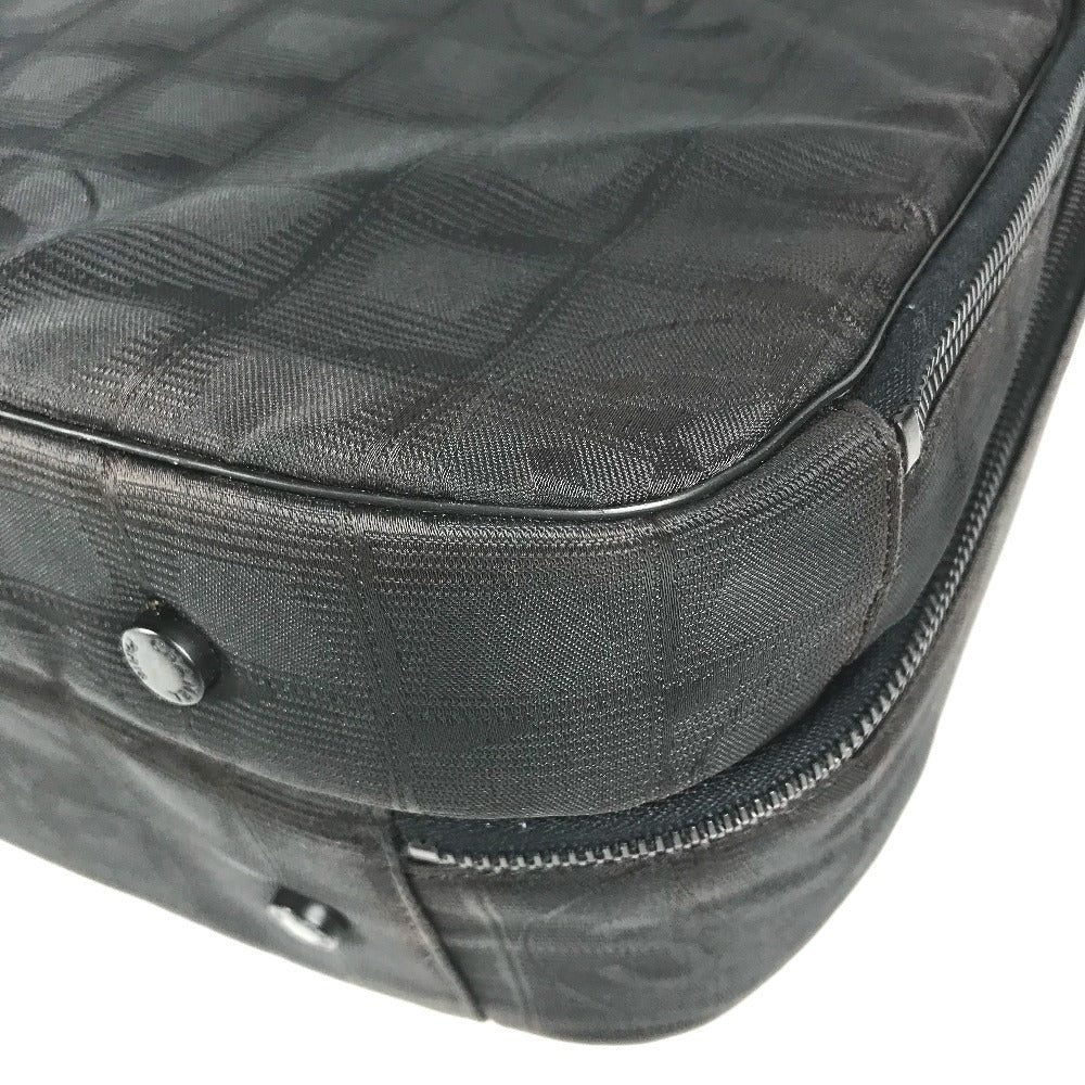 CHANEL New travel line Business bag 2-Way Bag: Shoulder Bag, Document Bag, Tote Bag Hand Bag Nylon Black Used