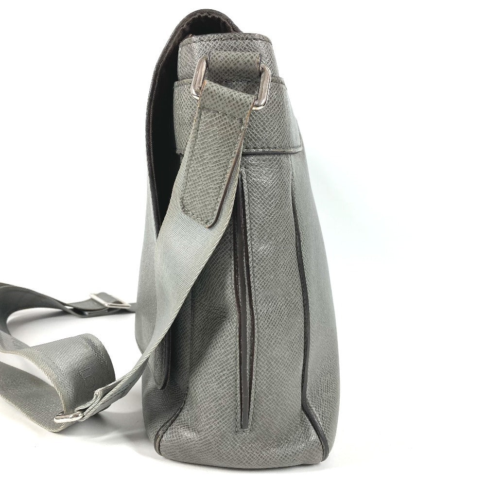 LOUIS VUITTON M32623 タイガ ロマンMM ロマン MM カバン 斜め掛け フラップ メッセンジャーバッグ ショルダーバッグ タイガレザー ユニセックス グラシエ グレー