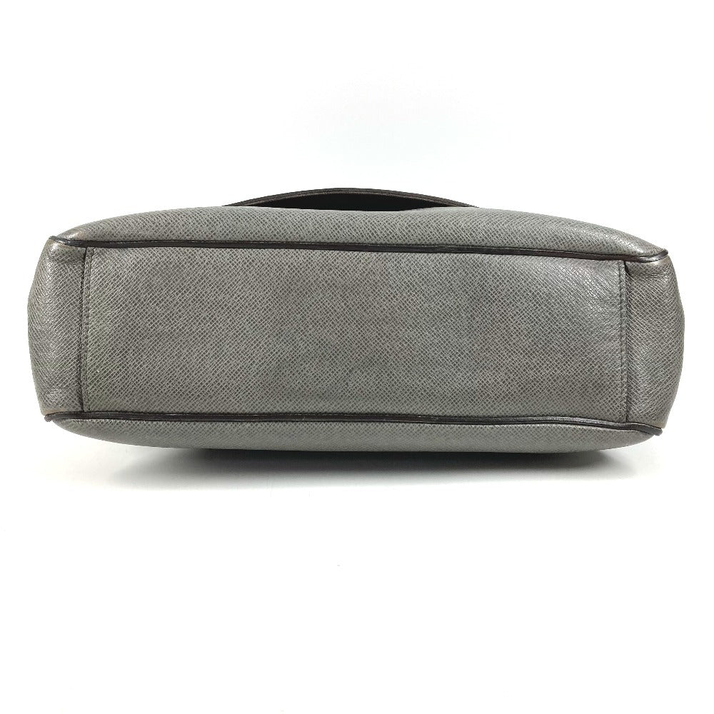 LOUIS VUITTON M32623 タイガ ロマンMM ロマン MM カバン 斜め掛け フラップ メッセンジャーバッグ ショルダーバッグ タイガレザー ユニセックス グラシエ グレー