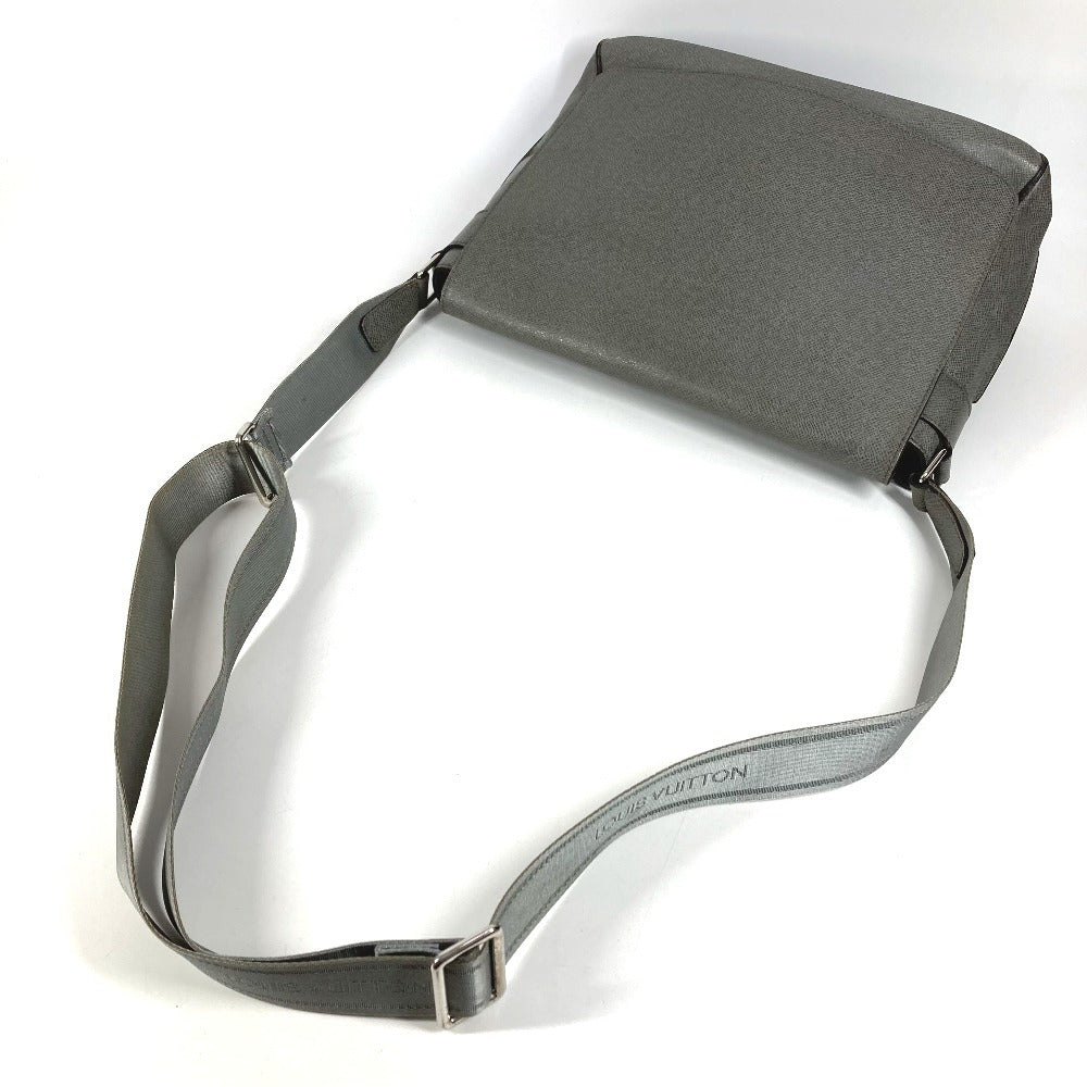 LOUIS VUITTON M32623 タイガ ロマンMM ロマン MM カバン 斜め掛け フラップ メッセンジャーバッグ ショルダーバッグ タイガレザー ユニセックス グラシエ グレー
