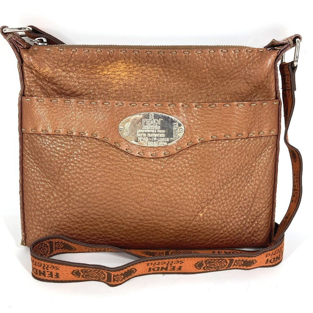 FENDI Selleria logo Crossbody Pochette bag Shoulder Bag Leather Brown Used