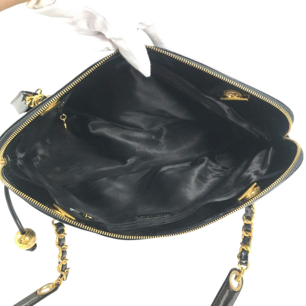 CHANEL vintage Logo CC CC Mark Shoulder bag, enamel, patent leather, GoldHardware Shoulder Bag enamel Black/GoldHardware Used