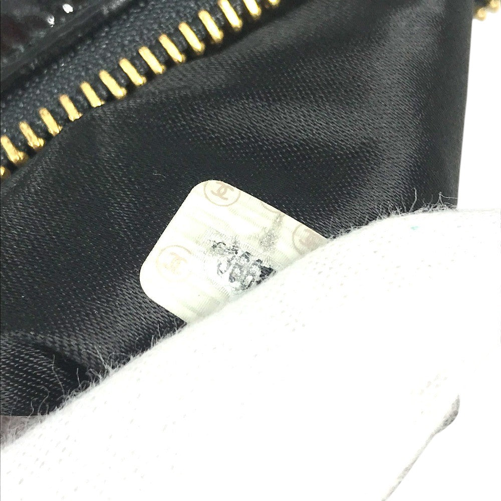 CHANEL vintage Logo CC CC Mark Shoulder bag, enamel, patent leather, GoldHardware Shoulder Bag enamel Black/GoldHardware Used