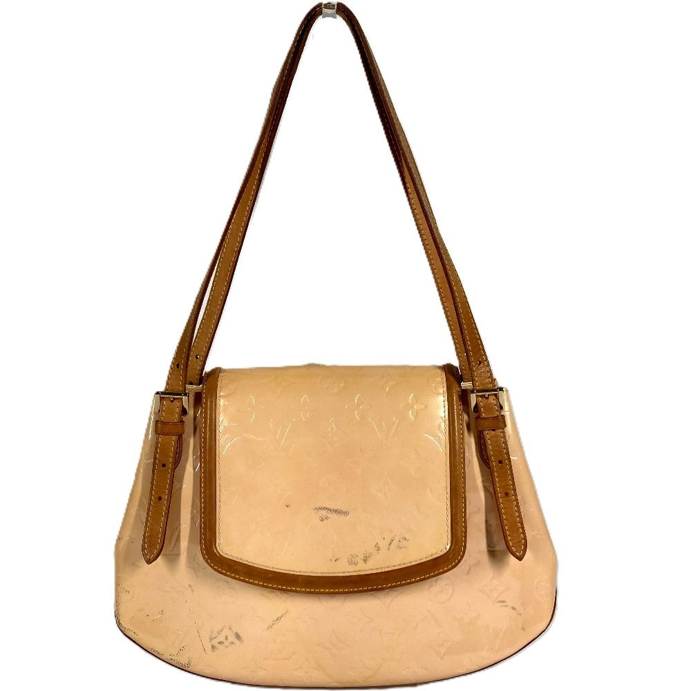 LOUIS VUITTON M91284 โมโนแกรมเวอร์นิ บิสเคย์นเบย์ GM กระเป๋าสะพายข้าง บิสเคย์นเบย์ GM กระเป๋าสะพาย กระเป๋าโท้ท กระเป๋าสะพายไหล่แบบมีฝาปิด แคนวาสโมโนแกรมเวอร์นิ ยูนิเซ็กส์ มาชเมลโลว์พิงก์ ชมพู