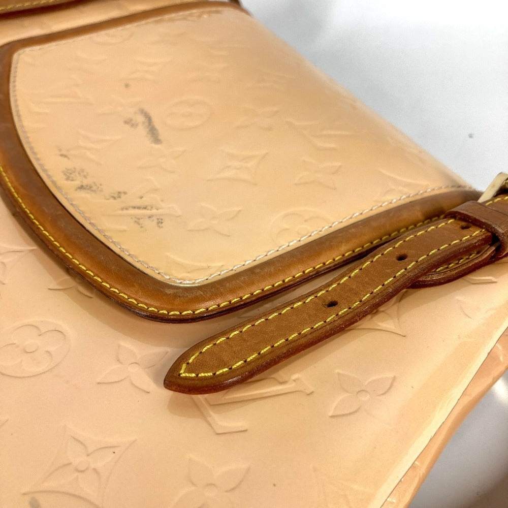 LOUIS VUITTON M91284 โมโนแกรมเวอร์นิ บิสเคย์นเบย์ GM กระเป๋าสะพายข้าง บิสเคย์นเบย์ GM กระเป๋าสะพาย กระเป๋าโท้ท กระเป๋าสะพายไหล่แบบมีฝาปิด แคนวาสโมโนแกรมเวอร์นิ ยูนิเซ็กส์ มาชเมลโลว์พิงก์ ชมพู
