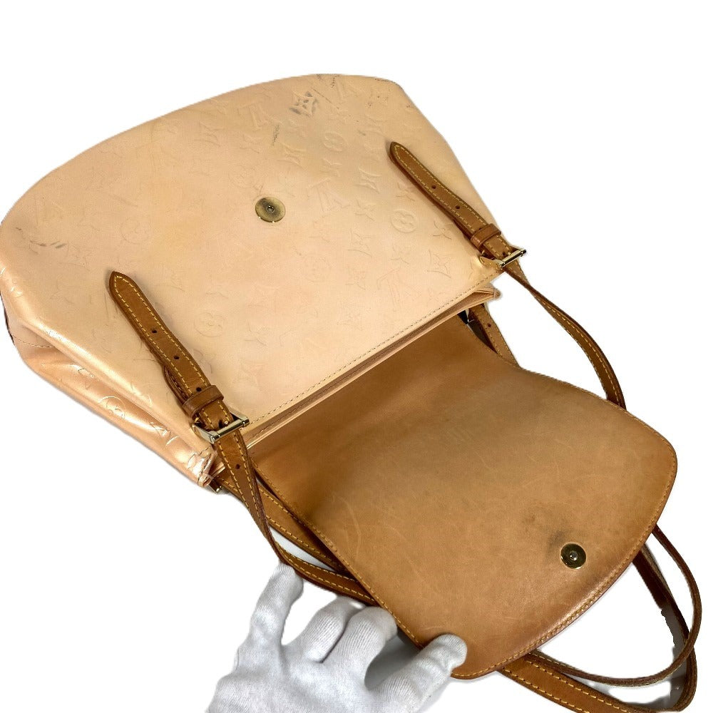 LOUIS VUITTON M91284 โมโนแกรมเวอร์นิ บิสเคย์นเบย์ GM กระเป๋าสะพายข้าง บิสเคย์นเบย์ GM กระเป๋าสะพาย กระเป๋าโท้ท กระเป๋าสะพายไหล่แบบมีฝาปิด แคนวาสโมโนแกรมเวอร์นิ ยูนิเซ็กส์ มาชเมลโลว์พิงก์ ชมพู