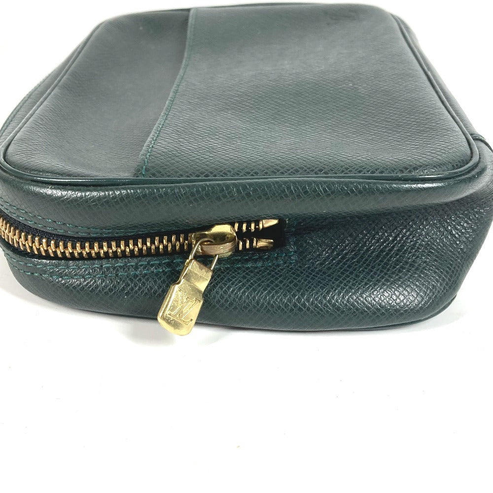 LOUIS VUITTON M30304 タイガ アクセサリーポーチ メイクポーチ 化粧ポーチ クラッチバッグ ポーチ タイガレザー ユニセックス エピセア グリーン
