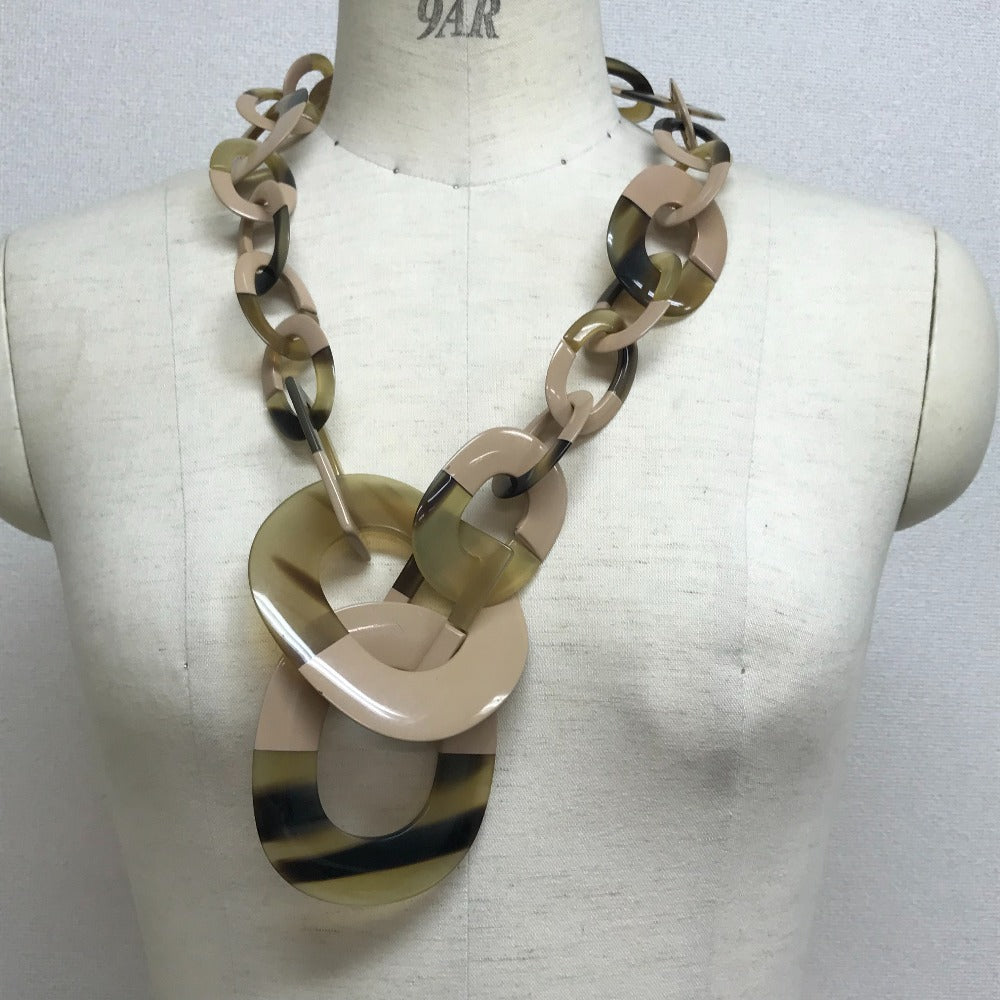 HERMES Duncan Buffalo Horn Necklace for Women, Beige