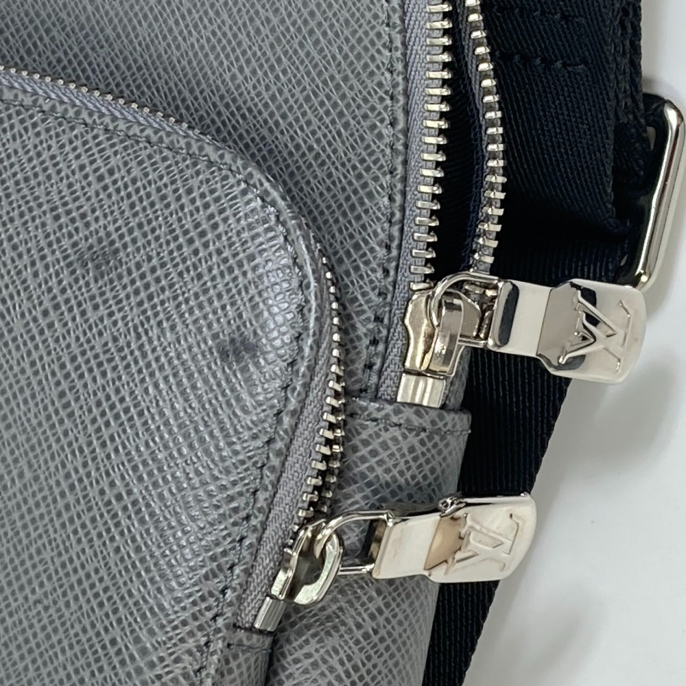 LOUIS VUITTON M30801 Taiga Avenue Backpack, Taiga Leather Shoulder Bag, Men's, Green/Grey
