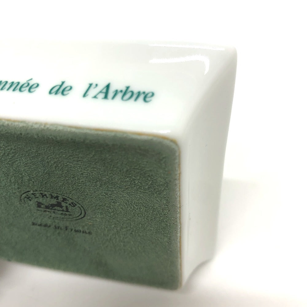 HERMES Kelly Doll Ashtray, Mini Tray, Small Item Holder, Ceramic Ashtray, Unisex, White