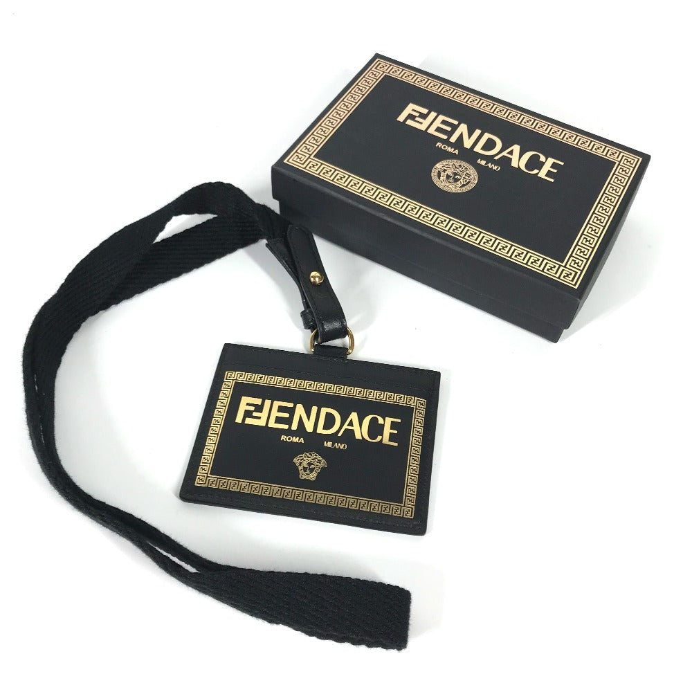 VERSACE フェンディ FENDI コラボ  FENDACE フェンダーチェ ネックストラップ付 IDホルダー  メデューサ カードケース レザー ユニセックス - brandshop-reference