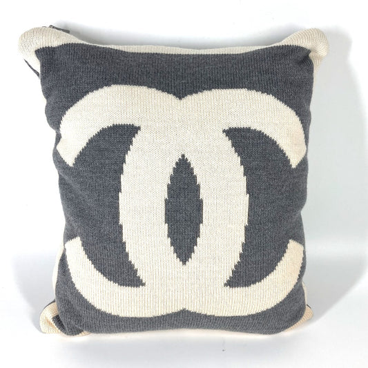 CHANEL CC Coco Mark Double-Face Pillow, Knitted Two-Tone Wool/Cashmere Cushion, Unisex, White x Gray