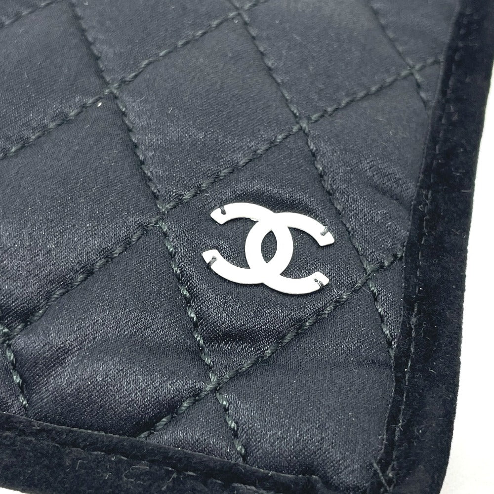 CHANEL CC Coco Mark Eye Mask &amp; Pouch Set, Silk, Unisex, Black