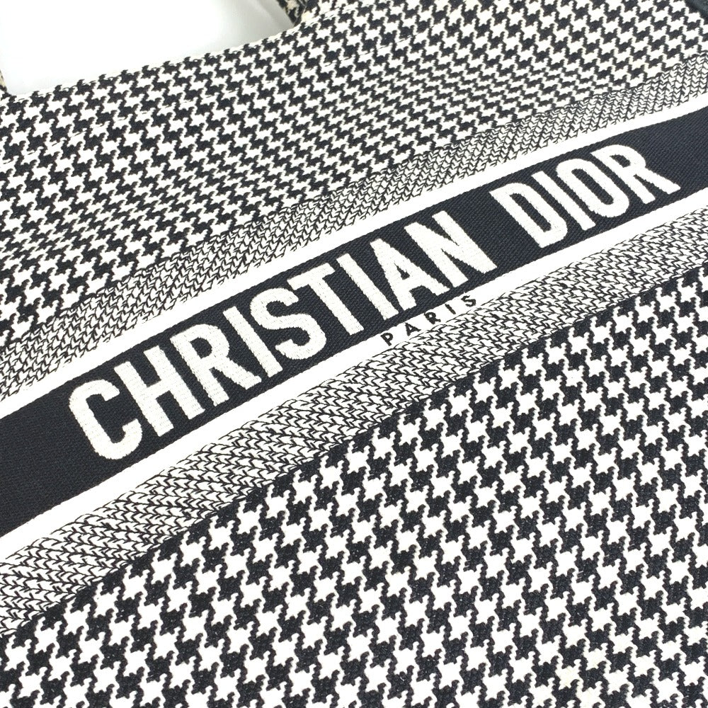 Dior 千鳥格子 ショルダーバッグ 肩掛け ハウンドトゥース エンブロイダリー カバン ブックトート トートバッグ キャンバス レディース ホワイト/ブラック