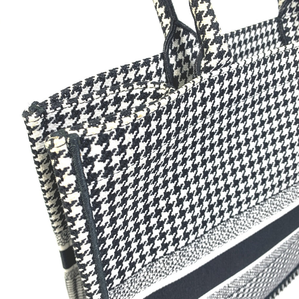 Dior 千鳥格子 ショルダーバッグ 肩掛け ハウンドトゥース エンブロイダリー カバン ブックトート トートバッグ キャンバス レディース ホワイト/ブラック