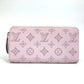 LOUIS VUITTON M81426 モノグラムマヒナ ジッピー ウォレット ラウンドファスナー 長財布 モノグラムマヒナレザー レディース ギモーブ パープル