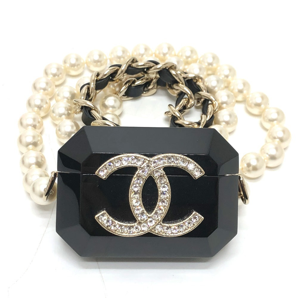 CHANEL AB6425 CC ココマーク AirPodsPro エアポッズケース apple アップル パールショルダー P21A イヤホン ショルダーバッグ イヤフォンケース プラスチック レディース ブラック - brandshop-reference