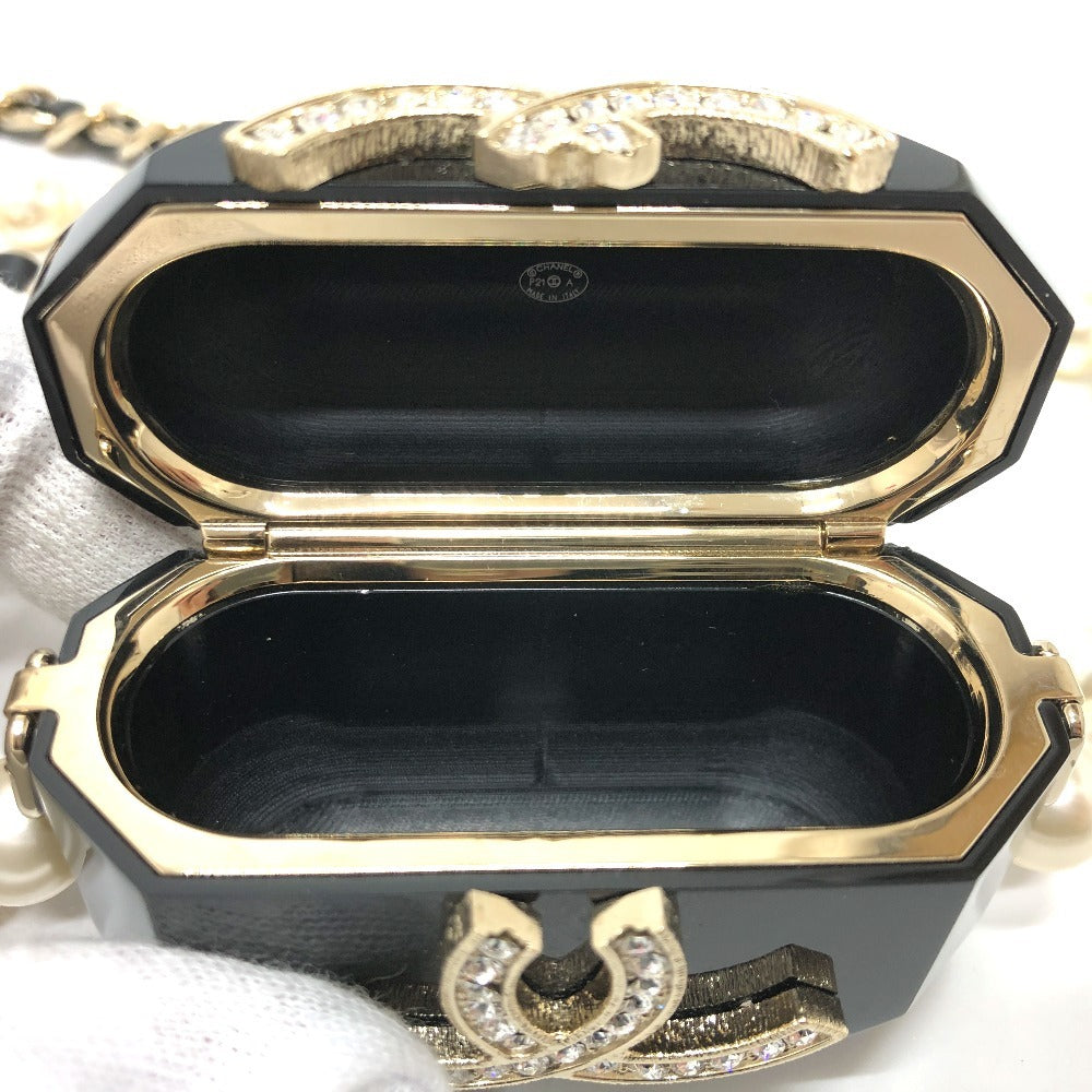 CHANEL AB6425 CC ココマーク AirPodsPro エアポッズケース apple アップル パールショルダー P21A イヤホン ショルダーバッグ イヤフォンケース プラスチック レディース ブラック - brandshop-reference