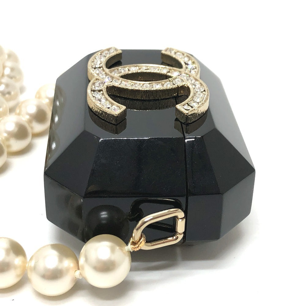 CHANEL AB6425 CC ココマーク AirPodsPro エアポッズケース apple アップル パールショルダー P21A イヤホン ショルダーバッグ イヤフォンケース プラスチック レディース ブラック - brandshop-reference