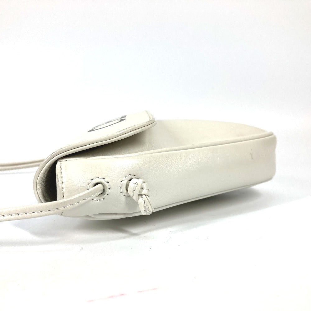 Triangle logo crossbody pochette shoulder bag in white leather for women