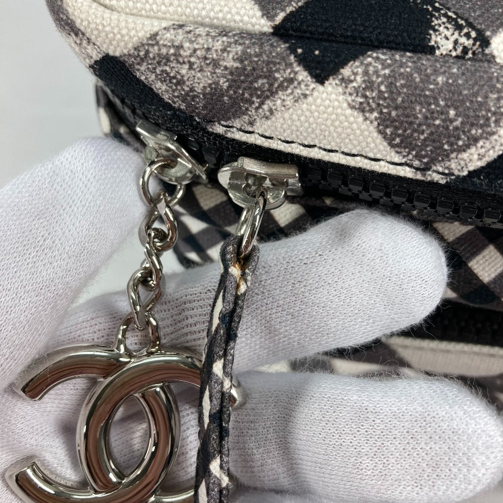 CHANEL チェック CC ココマーク カバン 肩掛け ハンドバッグ ショルダーバッグ キャンバス レディース