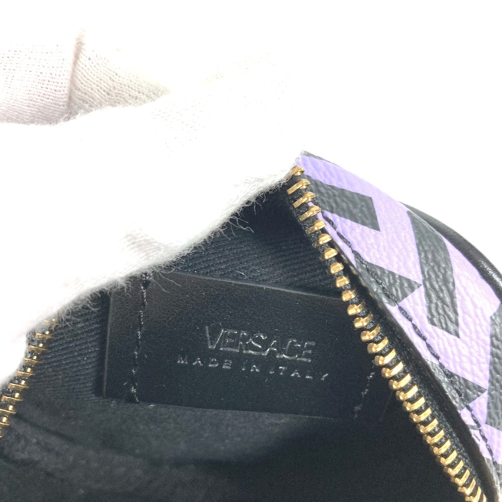 VERSACE 総ロゴ ラグレカ ラウンド メイクポーチ 化粧ポーチ マルチポーチ ポーチ レザー レディース パープル