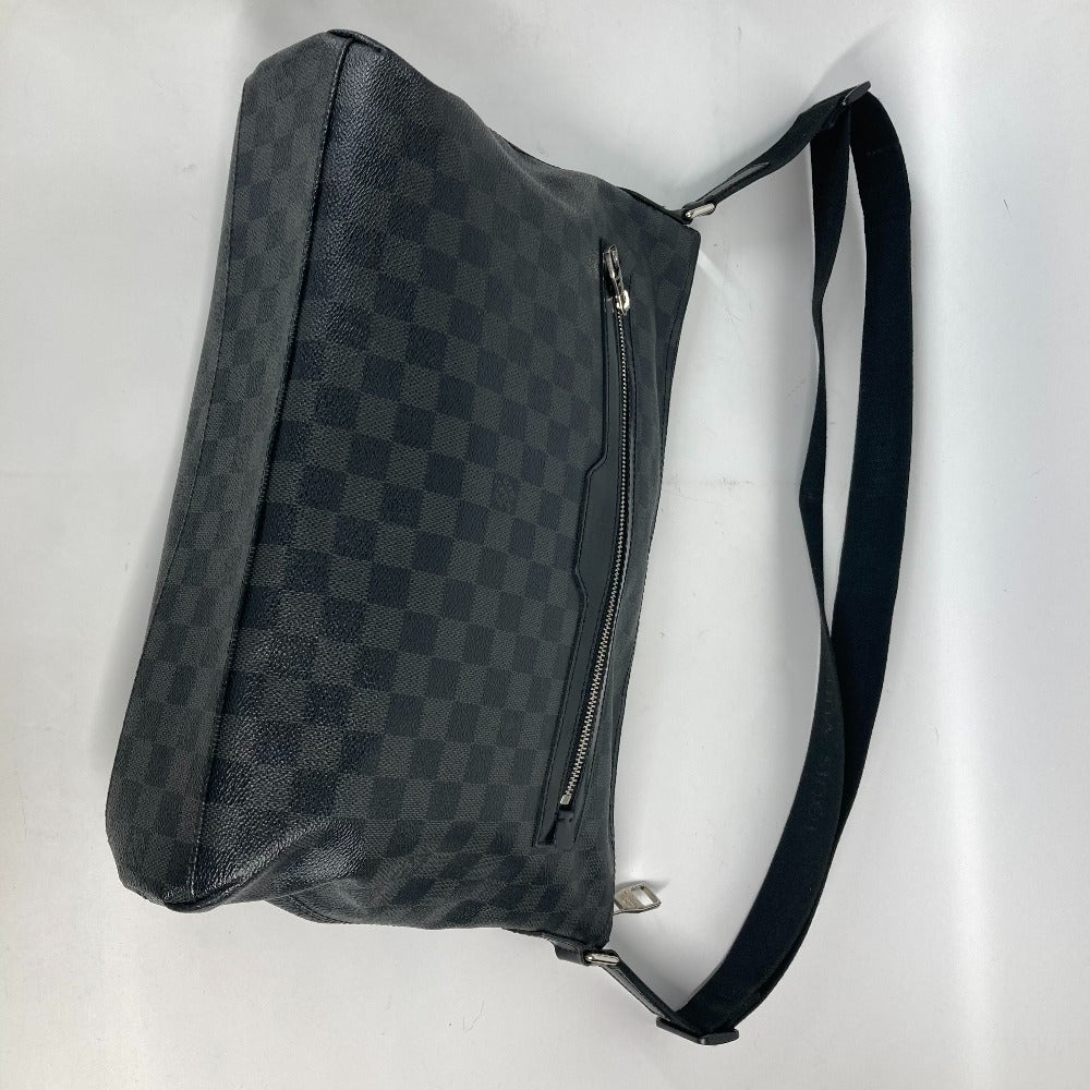 LOUIS VUITTON N41106 Damier Graphite Mick MM Crossbody Shoulder Bag in Damier Graphite Canvas, Men's, Black