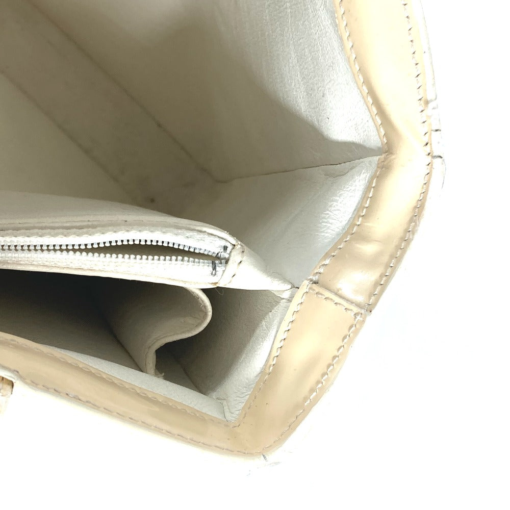 CHANEL ロゴ カバン 肩掛け トートバッグ ショルダーバッグ パテントレザー レディース - brandshop-reference