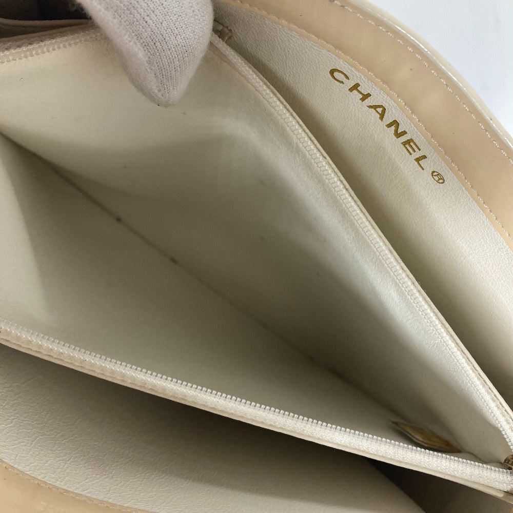 CHANEL ロゴ カバン 肩掛け トートバッグ ショルダーバッグ パテントレザー レディース - brandshop-reference