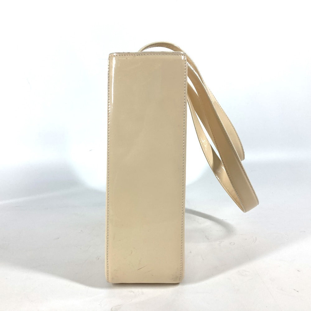 CHANEL ロゴ カバン 肩掛け トートバッグ ショルダーバッグ パテントレザー レディース - brandshop-reference