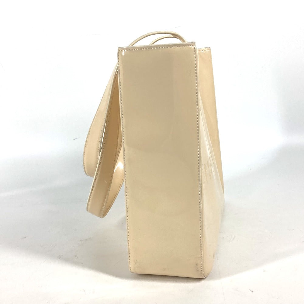 CHANEL ロゴ カバン 肩掛け トートバッグ ショルダーバッグ パテントレザー レディース - brandshop-reference